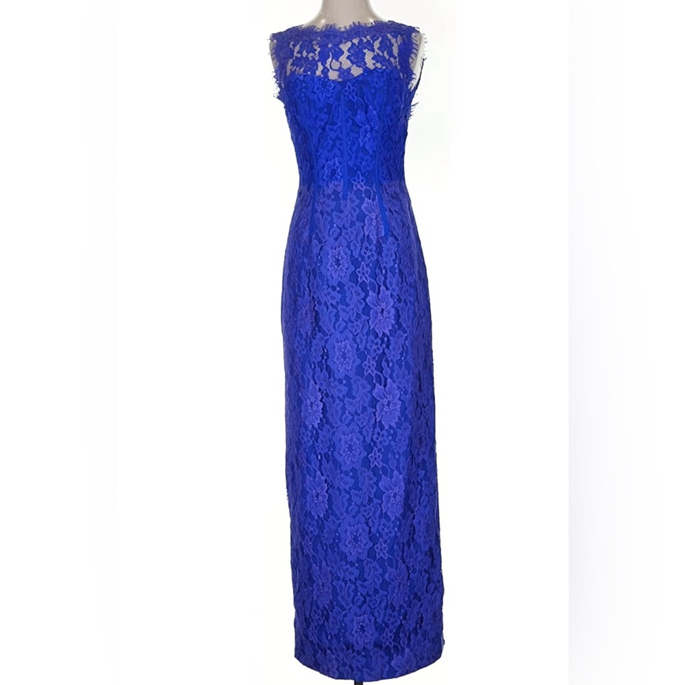 Monique Lhuillier lace halter gown -Royal blue -Size 2 🦋